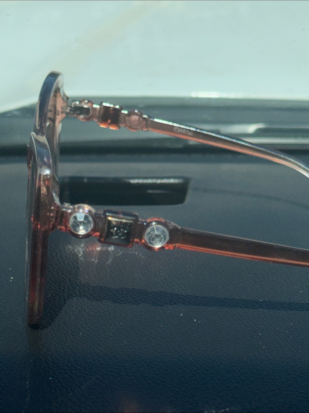 CHANEL Oversized Translucent Tortoiseshell Frames - Brown - Picture 2 of 2
